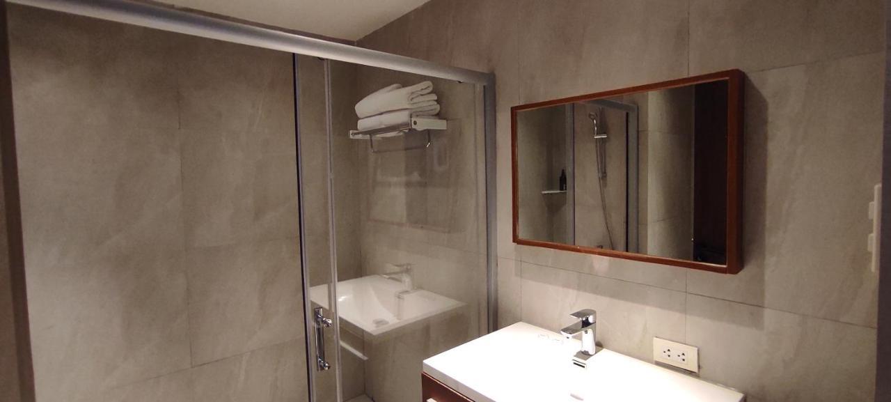 City Park Hotel Residences Taguig Exterior photo